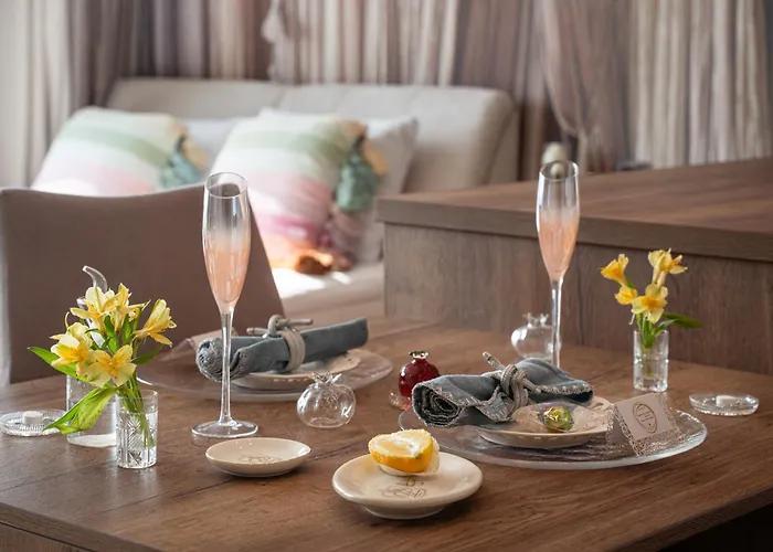 Subtelna Elegancja Olszynki Park By Bookinghost Жешув